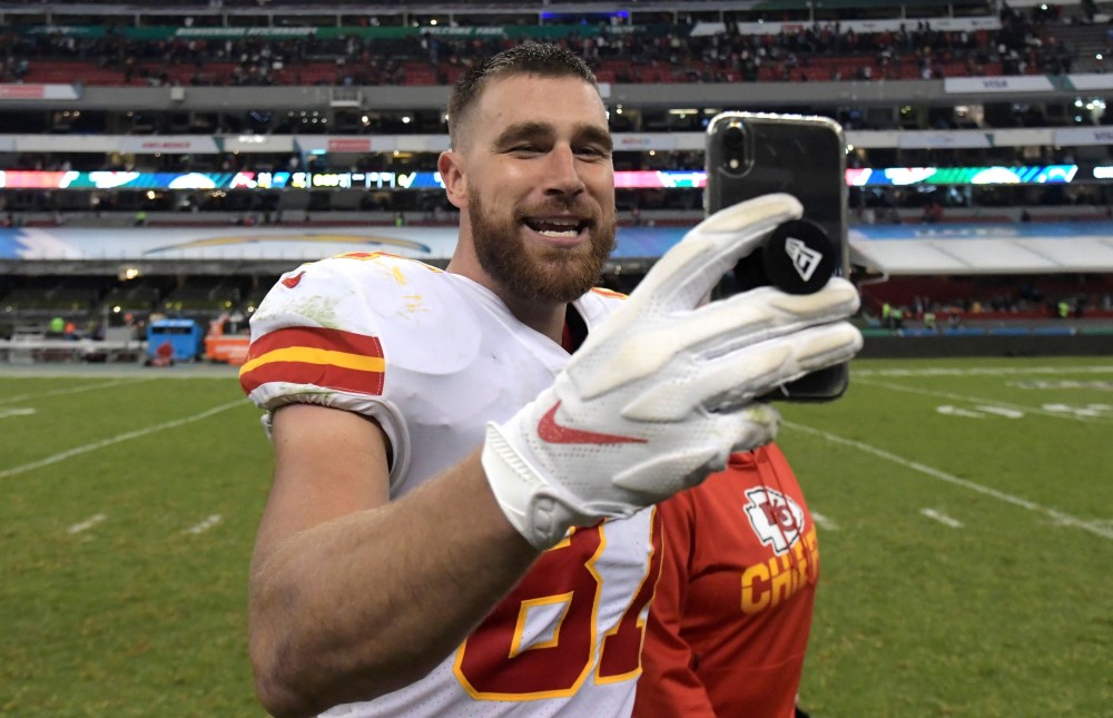 奥萨苏纳正式递补赛季，期待新赛程的简单介绍