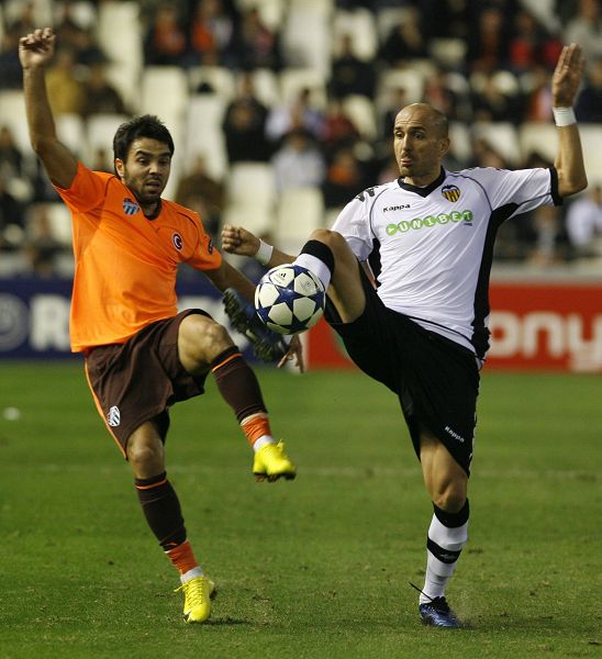 关于瓦伦西亚再获一胜进步神速，埃瓦尔望天空舟车的信息