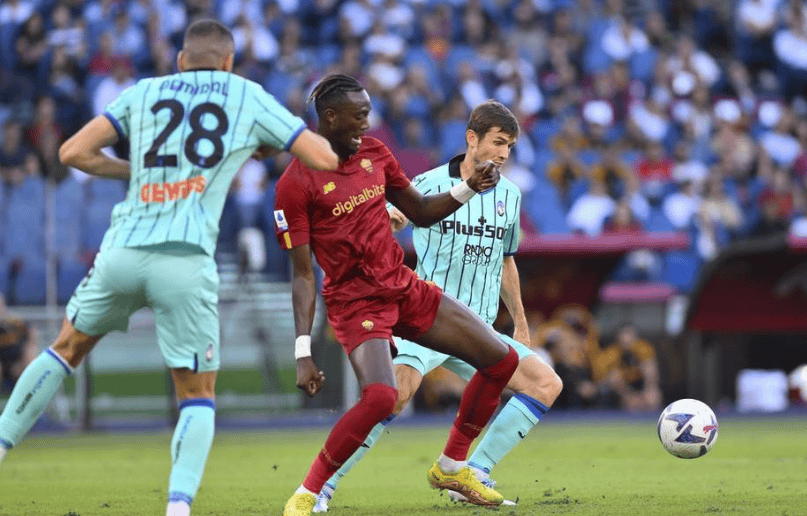 包含拉齐奥攻防有序，备战下一场大战的词条