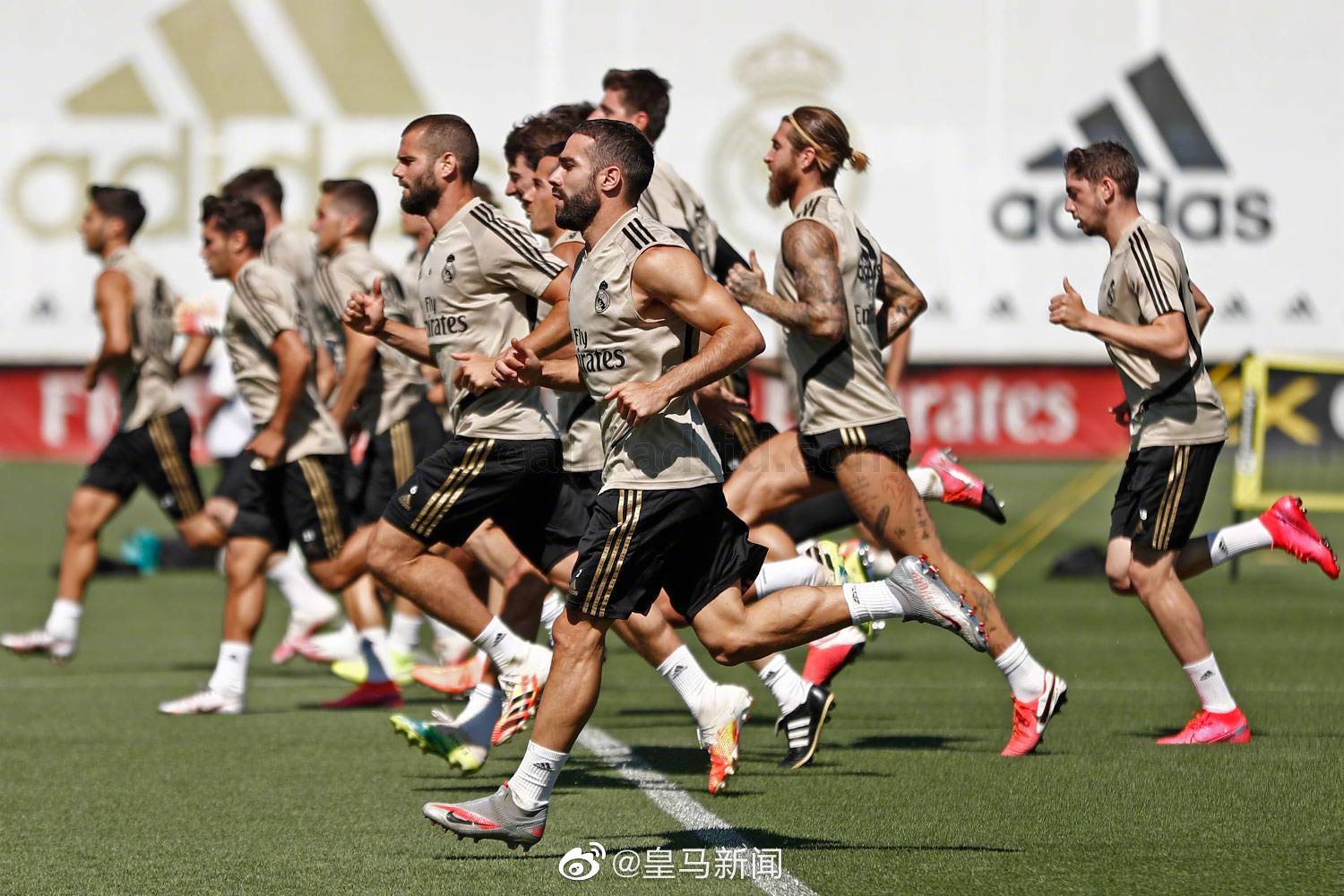 巫师全队备战信心满满,未来可期的简单介绍 巫师全队备战信心满满,未来可期的简单介绍