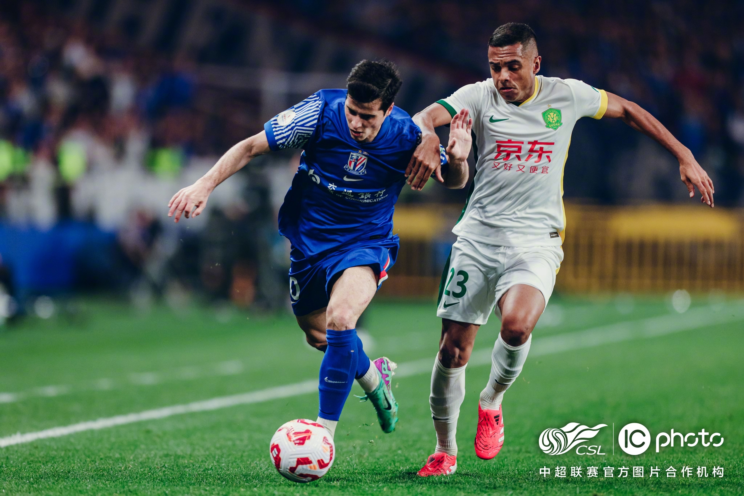 包含申花主场战胜建业，取得连胜继续紧追积分榜前列的词条