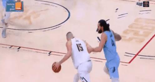 火箭势不可挡,逆袭战胜对手 火箭势不可挡,逆袭战胜对手