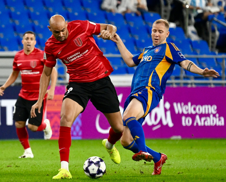 奥萨若新援破门，帮助球队保住胜利的简单介绍