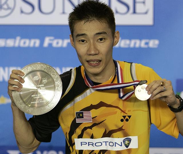 包含马来西亚羽毛球队翻盘英格兰羽毛球队，李宗伟惊艳世界的词条