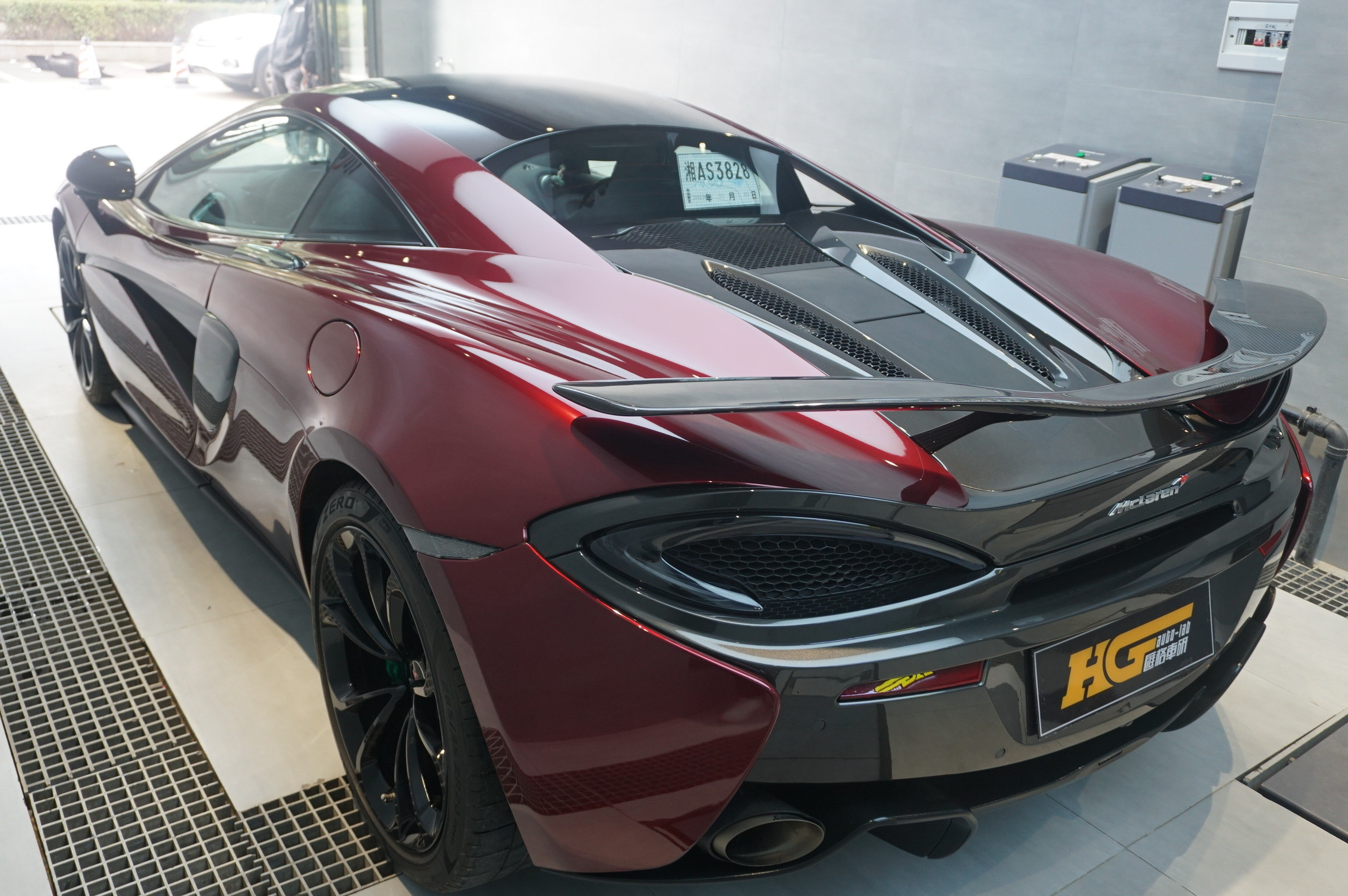 迈凯伦翻盘红牛车队,阿隆索高光表现的简单介绍 迈凯伦翻盘红牛车队,阿隆索高光表现的简单介绍