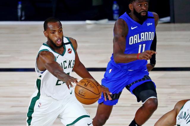 骑士翻盘雄鹿，武切维奇高光表现的简单介绍