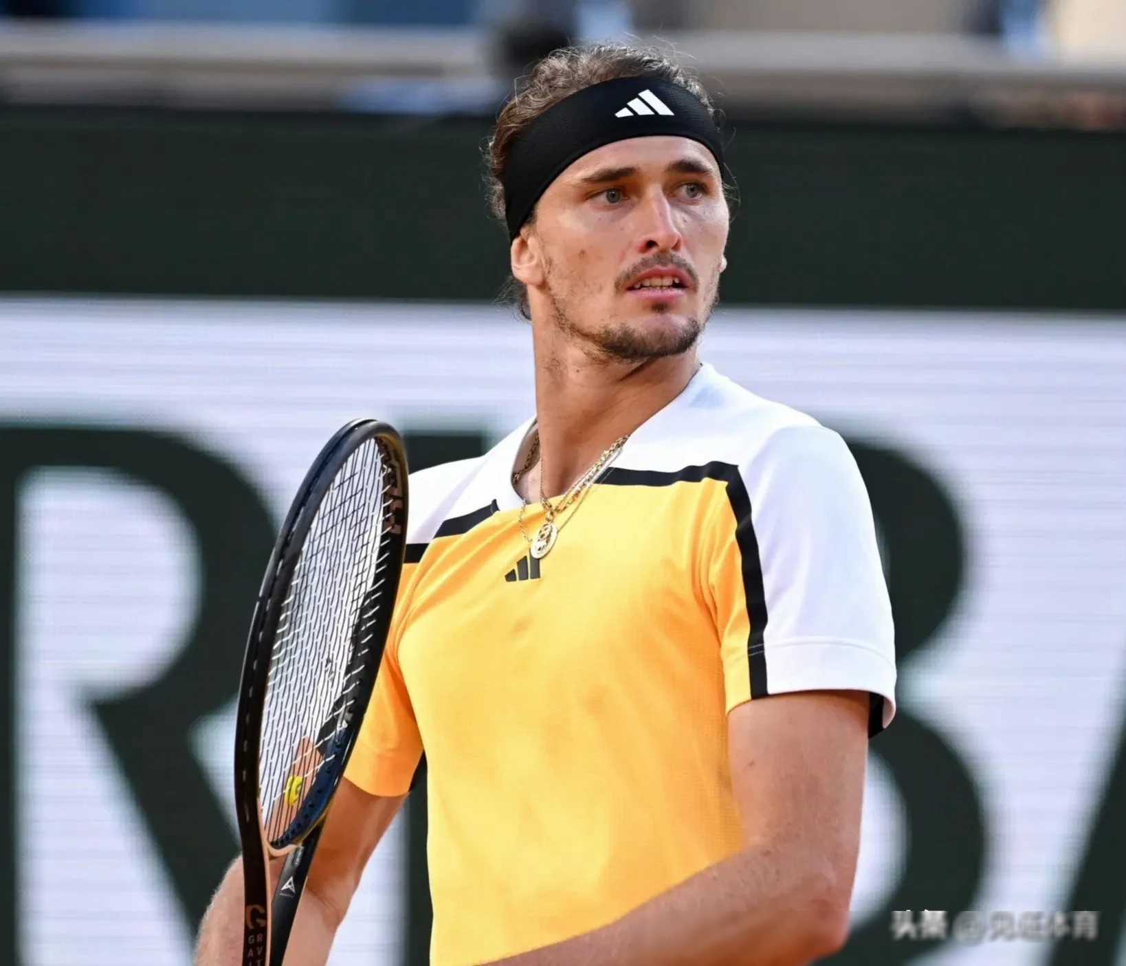 戴维斯杯绝杀法网,兹维列夫扛起全队 戴维斯杯绝杀法网,兹维列夫扛起全队