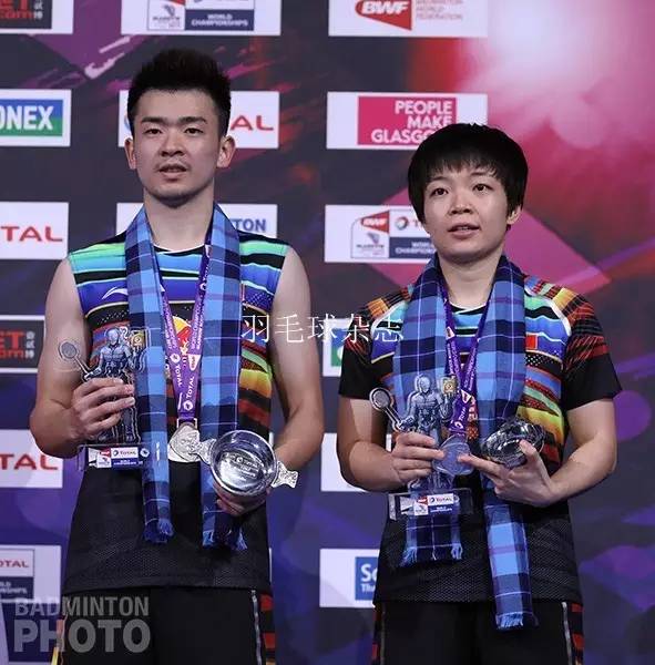 关于马来西亚队翻盘印尼队，郑思维统治全场的信息