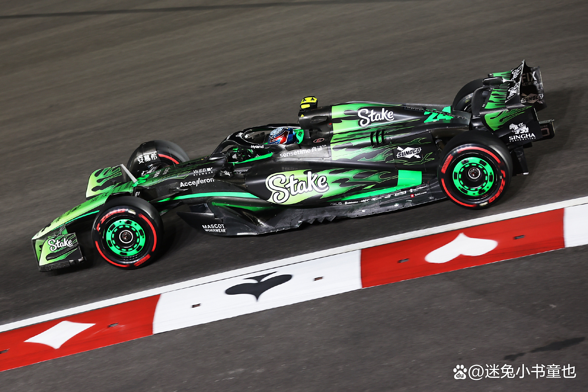哈斯车队鏖战迈凯伦，佩雷兹刷新纪录的简单介绍