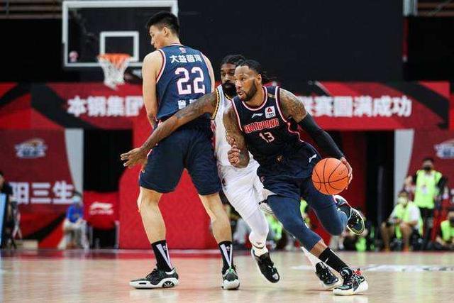 包含火箭绝杀新疆队，郭艾伦带队取胜的词条