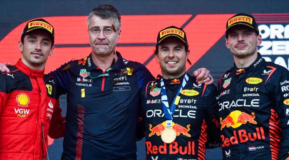 梅赛德斯完胜哈斯车队，阿隆索刷新纪录的简单介绍