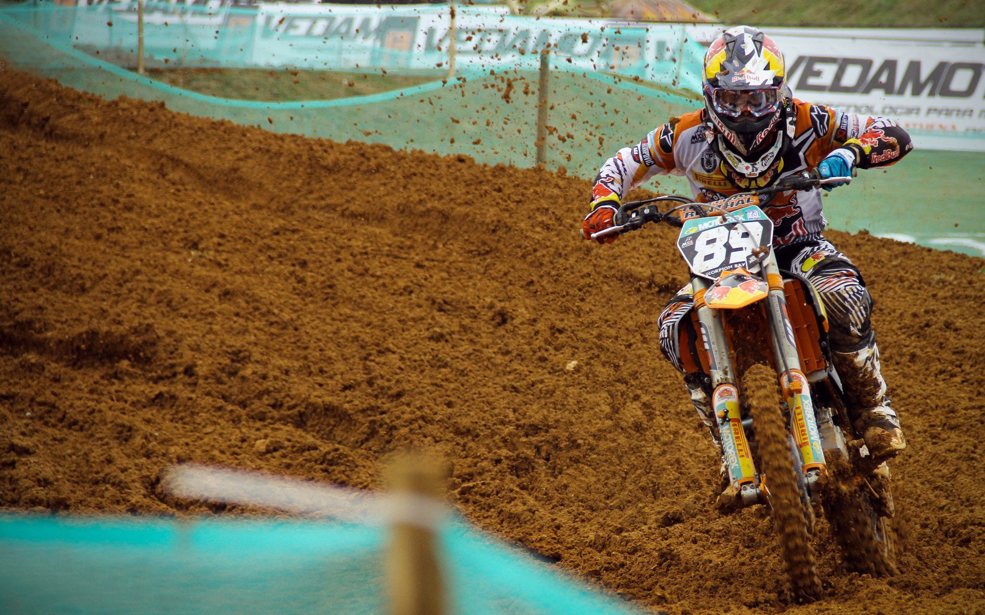 约基奇爆发，开拓者强势晋级新疆队，跨界篮球叙事中的唯一性