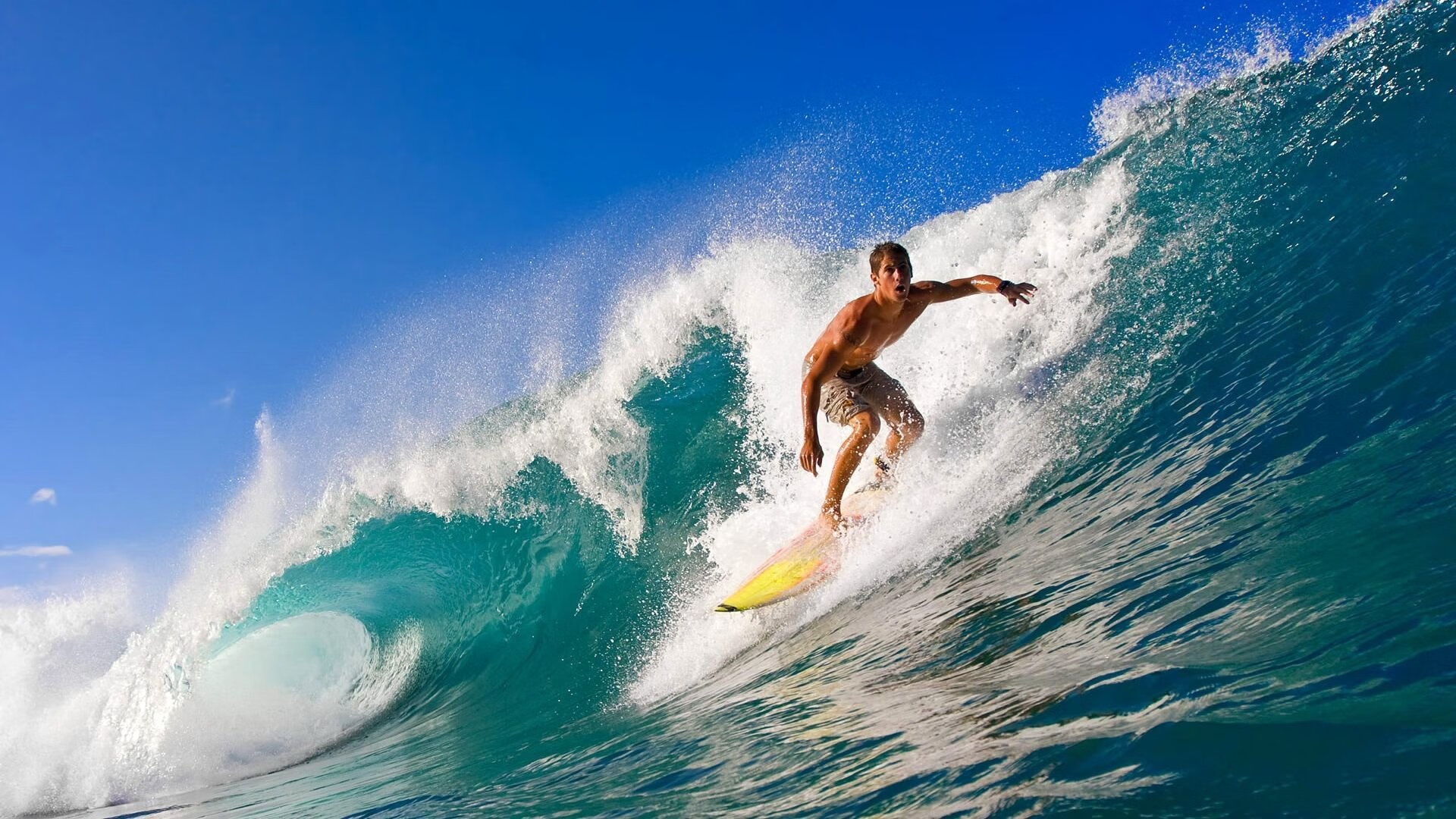 乔治单骑破阵，雄鹿轻取独行侠显露冠军相